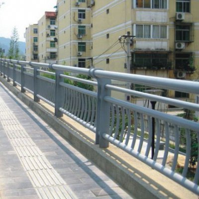 河道護(hù)欄
